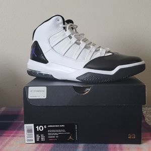 Jordan max aura